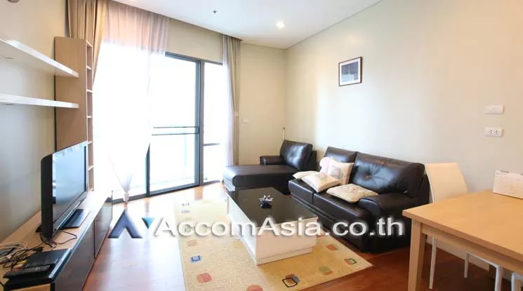  1 Bedroom  Condominium For Rent in Sukhumvit, Bangkok  near BTS Phrom Phong (AA18324)