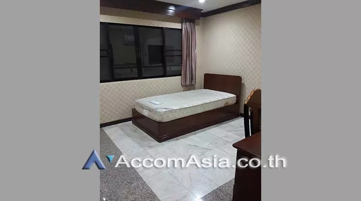  3 Bedrooms  Condominium For Rent & Sale in Sukhumvit, Bangkok  near BTS Phrom Phong (AA18349)