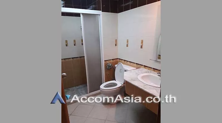  3 Bedrooms  Condominium For Rent & Sale in Sukhumvit, Bangkok  near BTS Phrom Phong (AA18349)