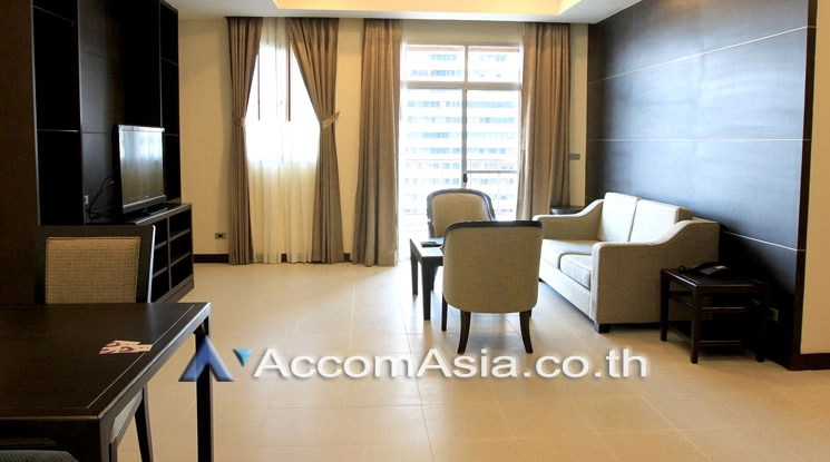 Pet friendly |  2 Bedrooms  Apartment For Rent in Sukhumvit, Bangkok  near BTS Asok - MRT Sukhumvit (AA18413)