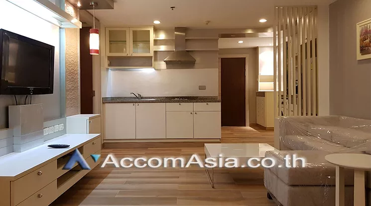  2 Bedrooms  Condominium For Rent in Sukhumvit, Bangkok  near BTS Nana (AA18480)