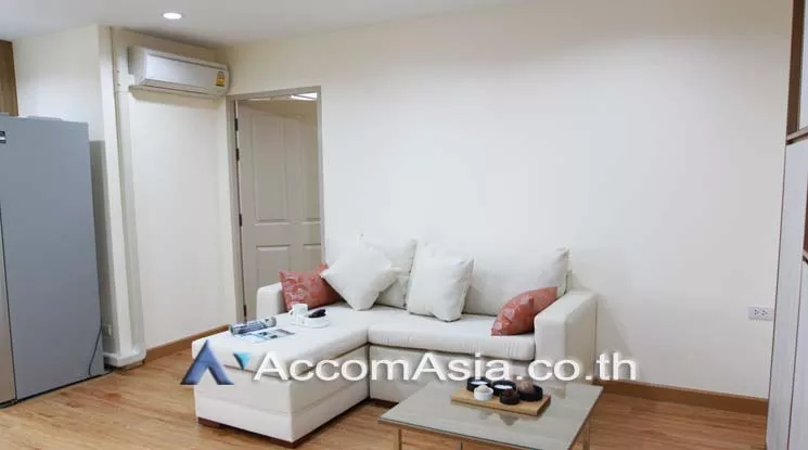  2 Bedrooms  Apartment For Rent in Sukhumvit, Bangkok  (AA18533)