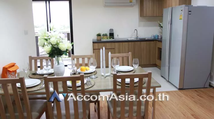  2 Bedrooms  Apartment For Rent in Sukhumvit, Bangkok  (AA18533)