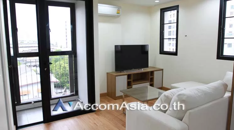  1 Bedroom  Apartment For Rent in Sukhumvit, Bangkok  near BTS Thong Lo (AA18535)