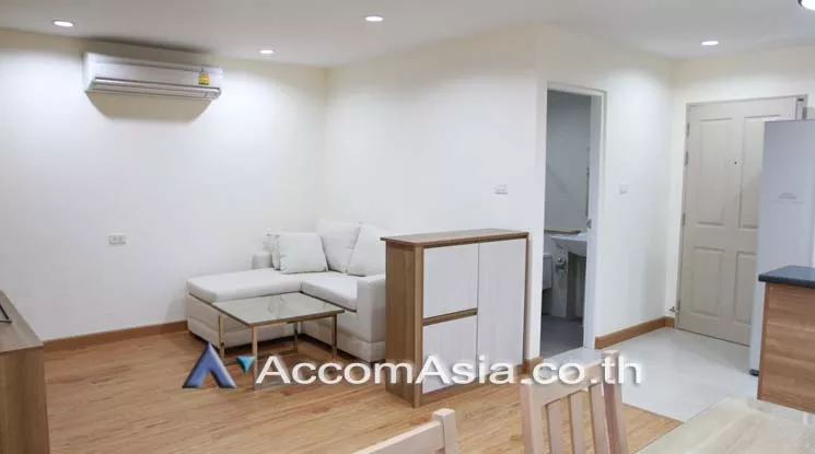  2 Bedrooms  Apartment For Rent in Sukhumvit, Bangkok  near BTS Thong Lo (AA18537)