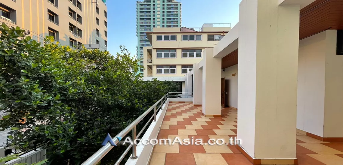 8  3 br House For Rent in Sukhumvit ,Bangkok BTS Nana AA18538