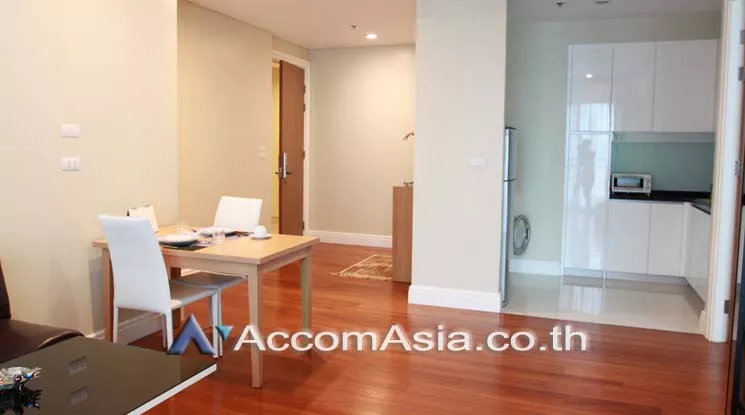  1 Bedroom  Condominium For Rent in Sukhumvit, Bangkok  near BTS Phrom Phong (AA18539)