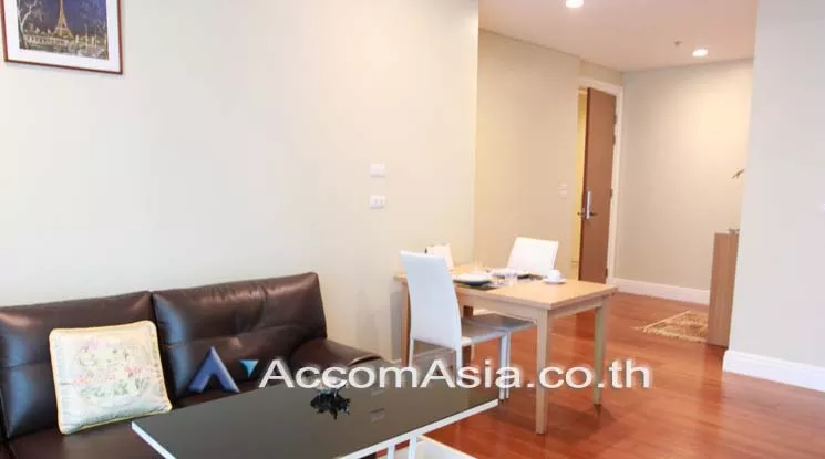  1 Bedroom  Condominium For Rent in Sukhumvit, Bangkok  near BTS Phrom Phong (AA18539)