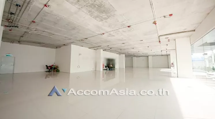  1  Retail / Showroom For Rent in Ratchadaphisek ,Bangkok MRT Ratchadaphisek AA18556