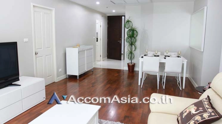  2 Bedrooms  Condominium For Rent in Sukhumvit, Bangkok  near BTS Phrom Phong (AA18565)