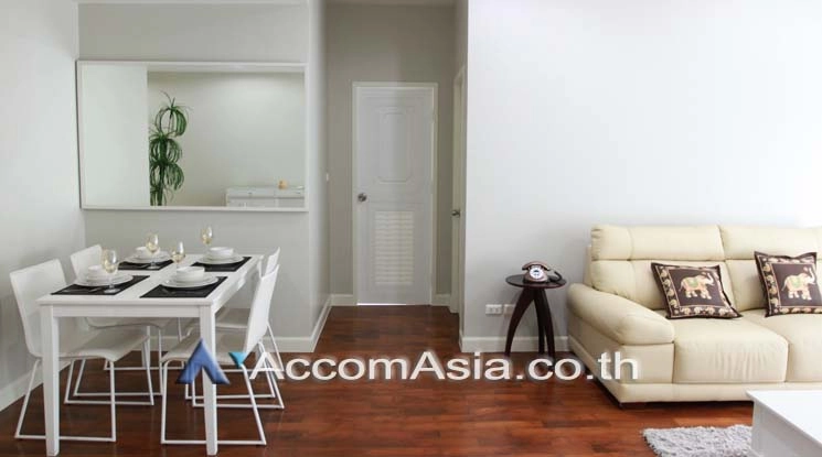  2 Bedrooms  Condominium For Rent in Sukhumvit, Bangkok  near BTS Phrom Phong (AA18565)