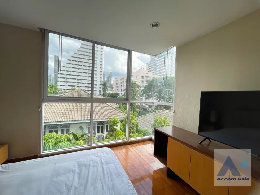  3 Bedrooms  Condominium For Rent in Sukhumvit, Bangkok  near BTS Asok - MRT Sukhumvit (AA18639)