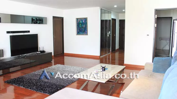  3 Bedrooms  Condominium For Rent in Sukhumvit, Bangkok  near BTS Asok - MRT Sukhumvit (AA18642)