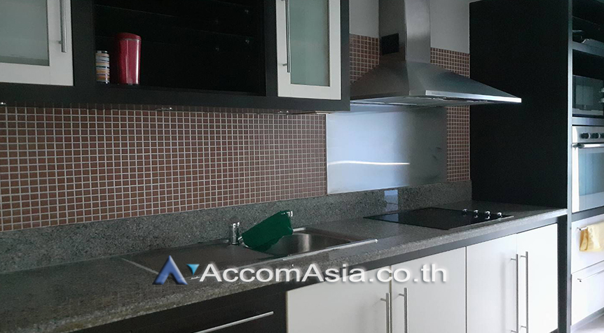  2 Bedrooms  Condominium For Rent & Sale in Sukhumvit, Bangkok  near BTS Ekkamai (AA18657)