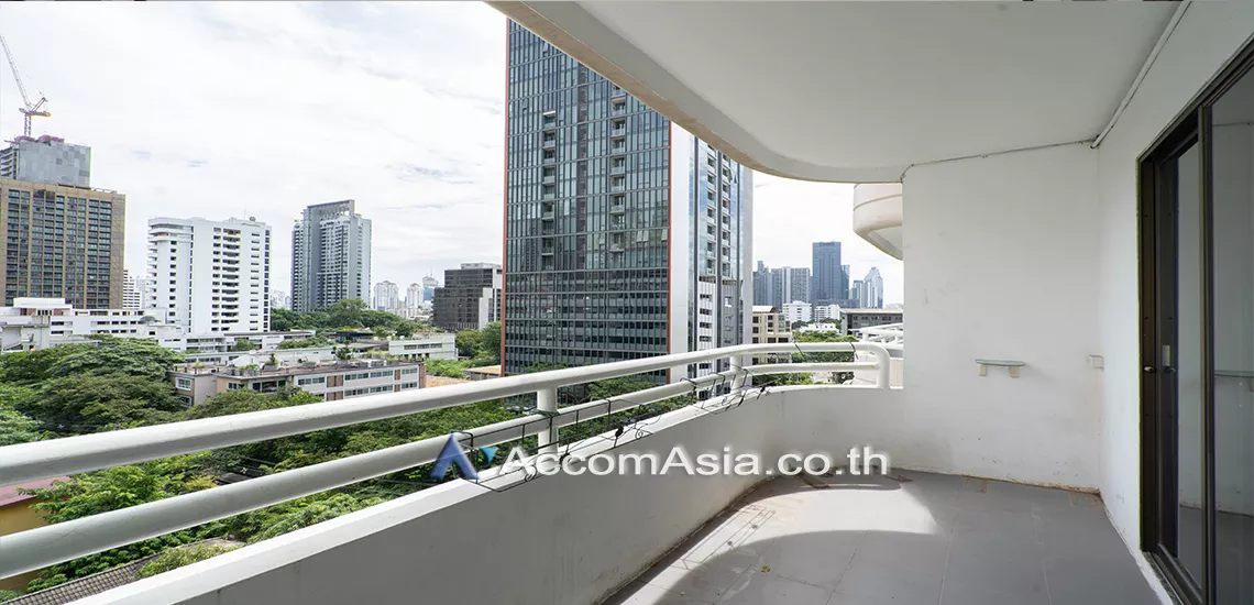 Big Balcony, Pet friendly |  3 Bedrooms  Condominium For Rent in Sukhumvit, Bangkok  near BTS Phrom Phong (AA18676)