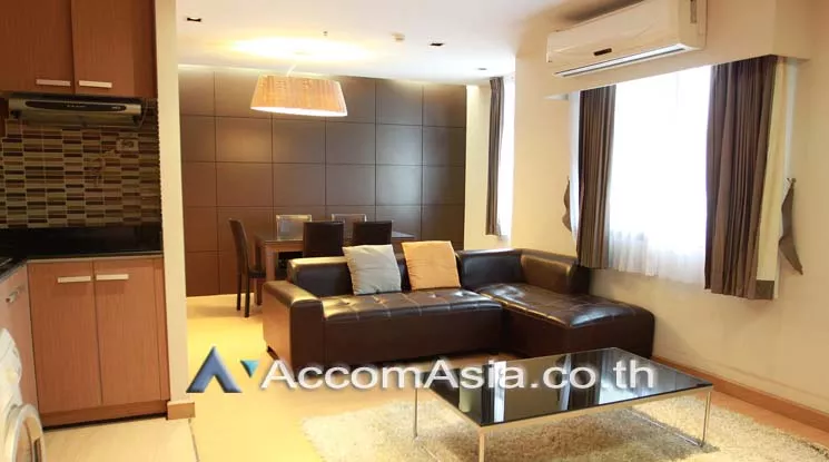  2 Bedrooms  Apartment For Rent in Sukhumvit, Bangkok  near BTS Nana (AA18716)