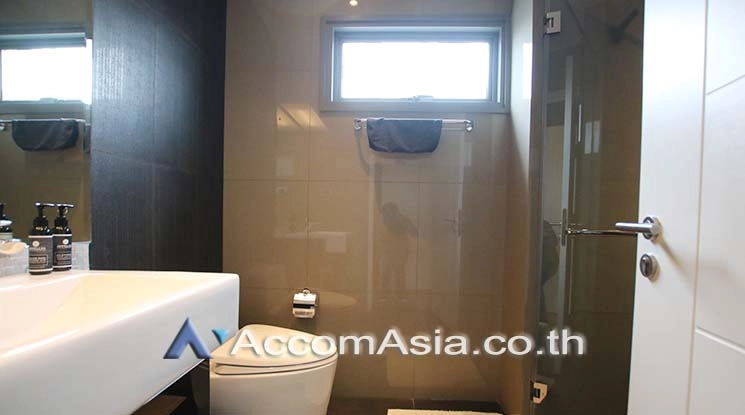 8  2 br Condominium For Rent in Sukhumvit ,Bangkok BTS Thong Lo at The Crest Sukhumvit 34 AA18720