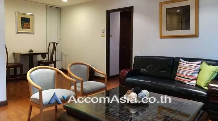  1 Bedroom  Condominium For Rent in Sathorn, Bangkok  near BTS Chong Nonsi - MRT Lumphini (AA18791)