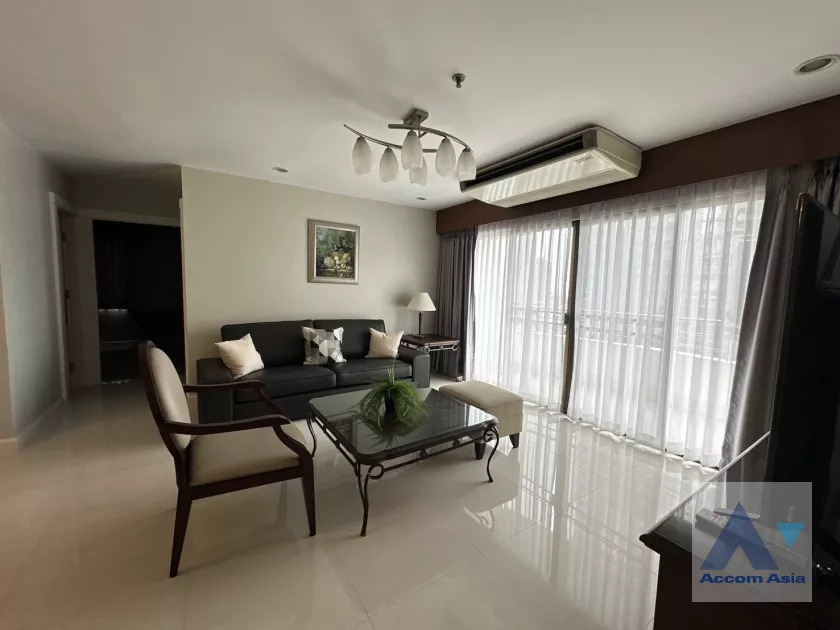  3 Bedrooms  Condominium For Rent in Sukhumvit, Bangkok  near BTS Thong Lo (AA18797)