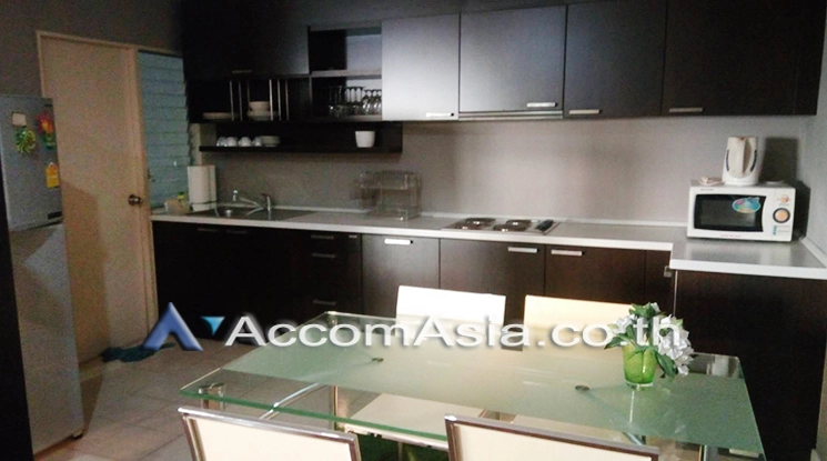  2 Bedrooms  Condominium For Rent in Sathorn, Bangkok  near BRT Thanon Chan (AA18807)