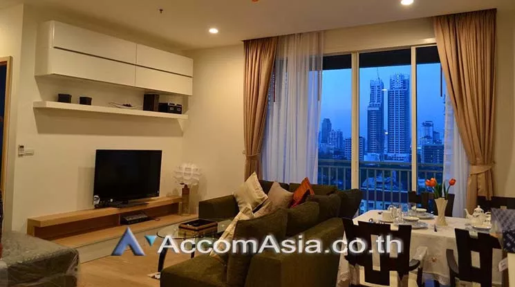  2 Bedrooms  Condominium For Rent in Sukhumvit, Bangkok  near BTS Phrom Phong (AA18825)