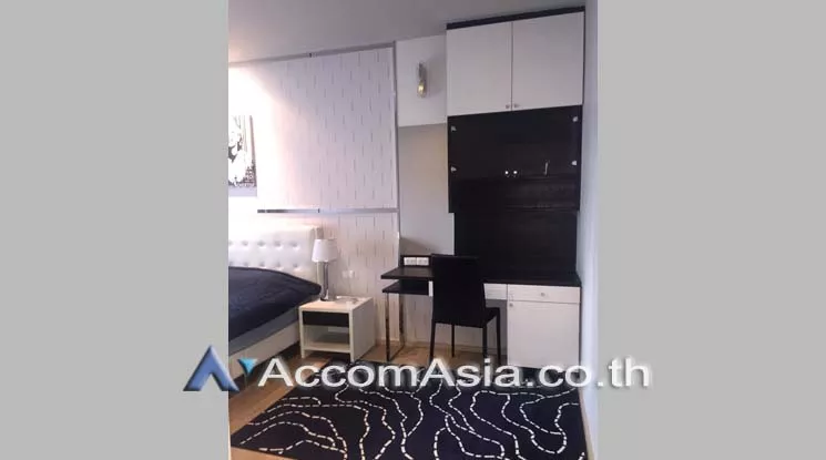  1 Bedroom  Condominium For Rent in Sukhumvit, Bangkok  near BTS Phrom Phong (AA18828)