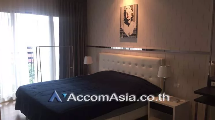  1 Bedroom  Condominium For Rent in Sukhumvit, Bangkok  near BTS Phrom Phong (AA18828)