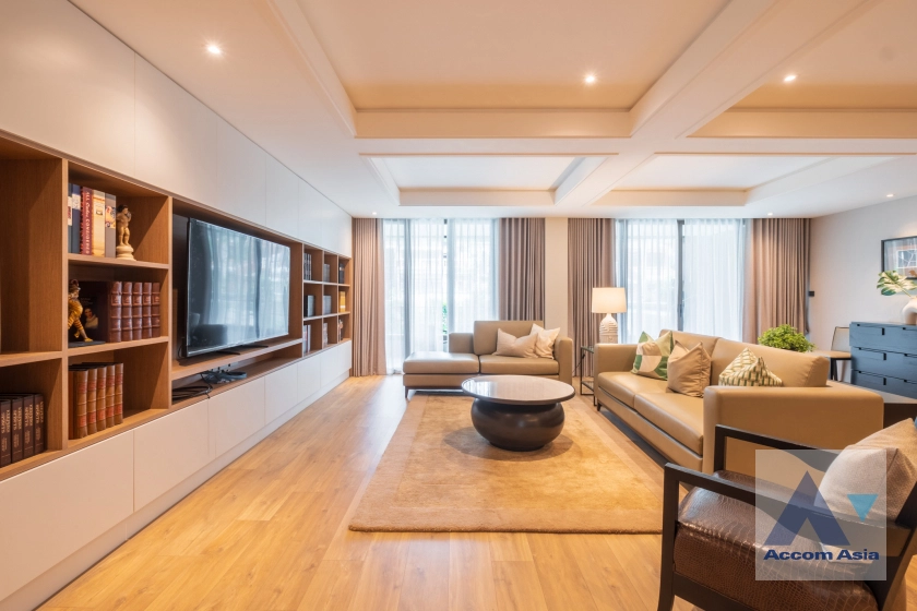6  3 br Apartment For Rent in Sukhumvit ,Bangkok BTS Ekkamai at Classic contemporary 10284
