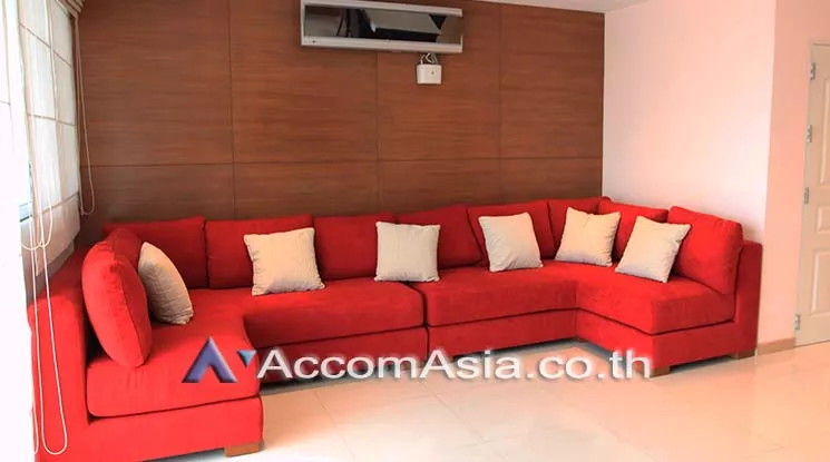  2 Bedrooms  Condominium For Rent in Sukhumvit, Bangkok  near BTS Phrom Phong (AA18883)