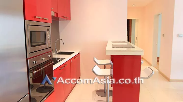  2 Bedrooms  Condominium For Rent in Sukhumvit, Bangkok  near BTS Phrom Phong (AA18883)