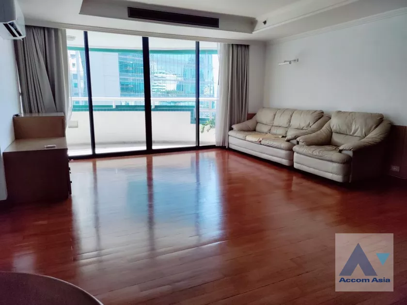 Pet friendly |  2 Bedrooms  Condominium For Rent in Sukhumvit, Bangkok  near BTS Asok - MRT Sukhumvit (AA18914)