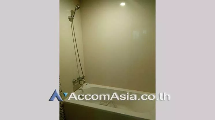 9  2 br Condominium For Rent in Ploenchit ,Bangkok BTS Ratchadamri at The Rajdamri AA18942