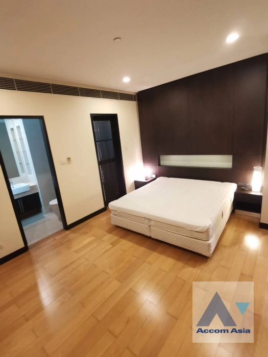 7  2 br Condominium For Rent in Ploenchit ,Bangkok BTS Chitlom at The Park Chidlom AA18978