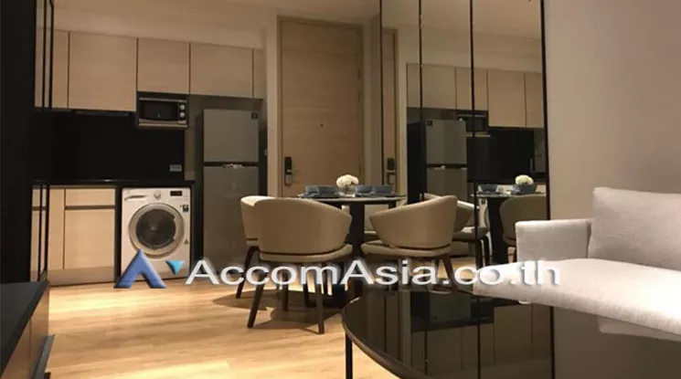  2 Bedrooms  Condominium For Rent in Sukhumvit, Bangkok  near BTS Phrom Phong (AA19004)