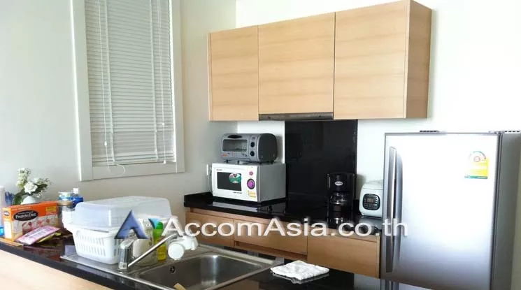  1 Bedroom  Condominium For Rent in Sukhumvit, Bangkok  near BTS Asok - MRT Sukhumvit (AA19020)