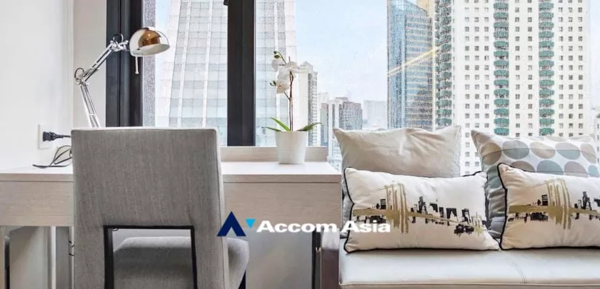  1 Bedroom  Condominium For Rent & Sale in Sukhumvit, Bangkok  near BTS Asok - MRT Sukhumvit (AA19029)