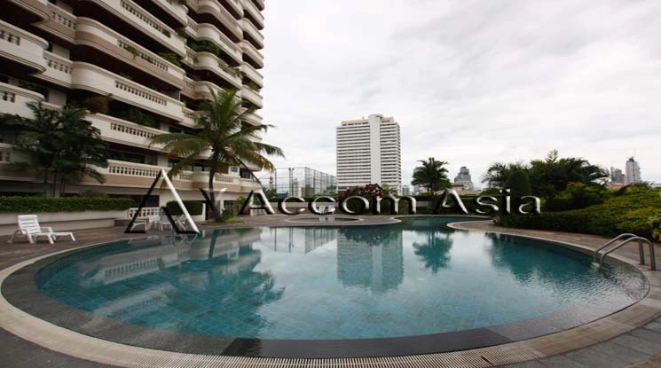  2  4 br Apartment For Rent in Sukhumvit ,Bangkok BTS Phrom Phong at Pet friendly - High rise Apartment AA19041