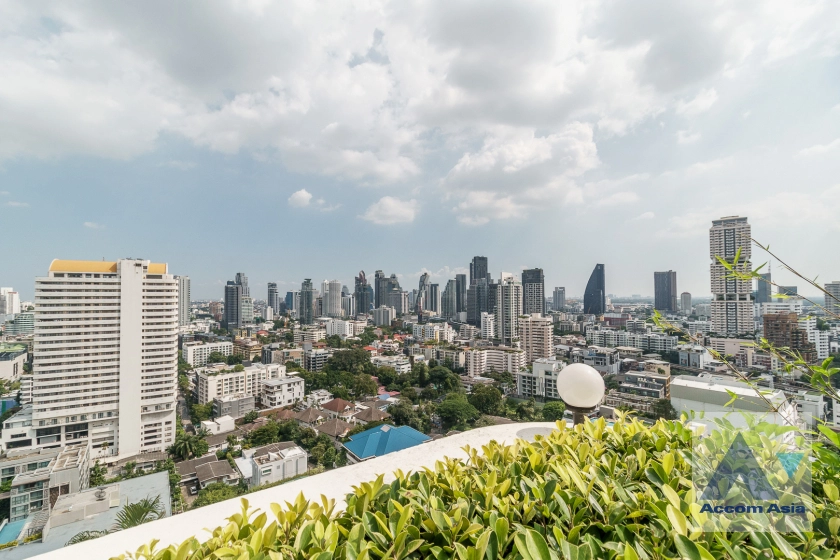 16  4 br Apartment For Rent in Sukhumvit ,Bangkok BTS Phrom Phong at Pet friendly - High rise Apartment AA19041