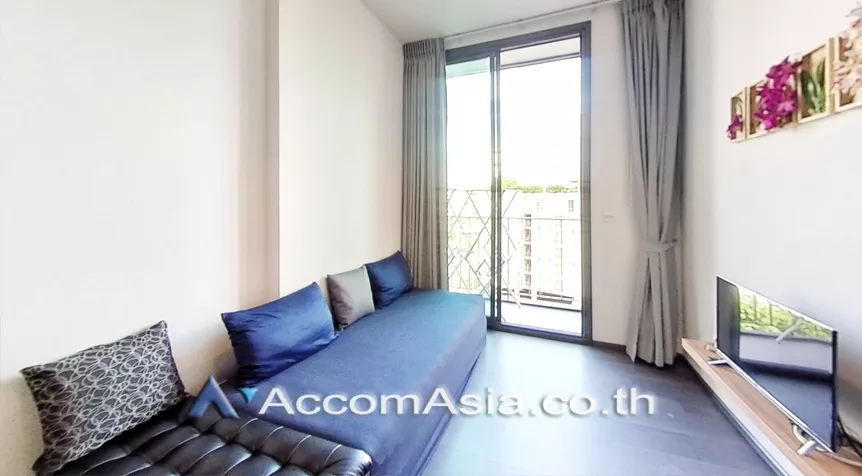  1 Bedroom  Condominium For Rent in Sukhumvit, Bangkok  near BTS Asok - MRT Sukhumvit (AA19042)