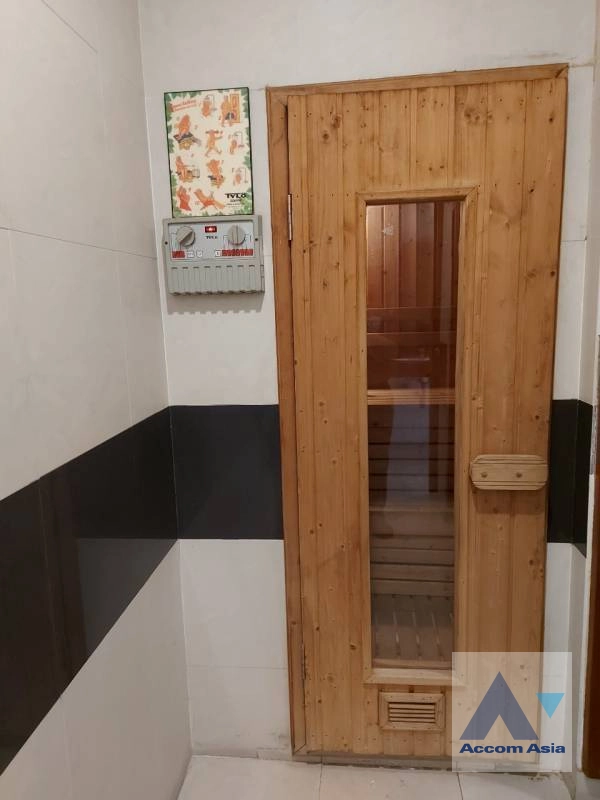 15  4 br Apartment For Rent in Silom ,Bangkok BTS Surasak at High-end Low Rise  AA19129