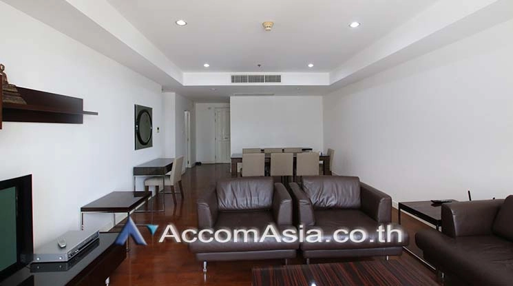  3 Bedrooms  Condominium For Rent in Sukhumvit, Bangkok  near BTS Phrom Phong (AA19151)