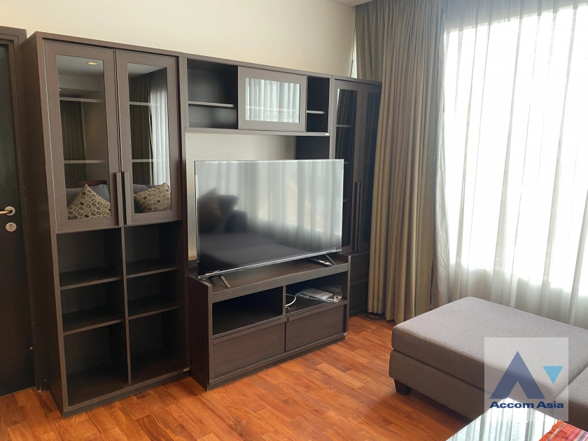  2 Bedrooms  Condominium For Rent in Sukhumvit, Bangkok  near BTS Phrom Phong (AA19171)