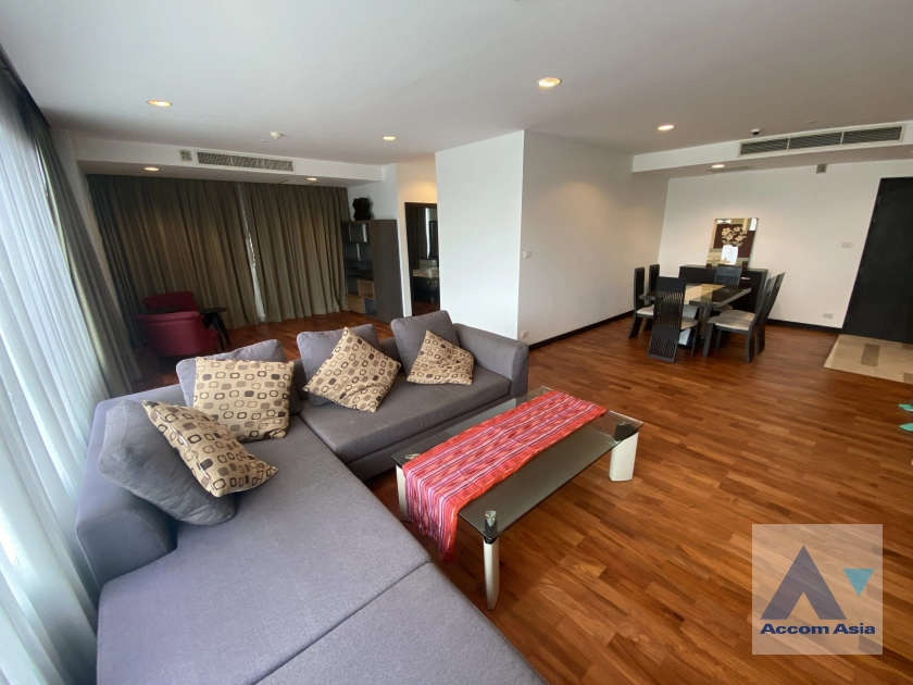  2 Bedrooms  Condominium For Rent in Sukhumvit, Bangkok  near BTS Phrom Phong (AA19171)