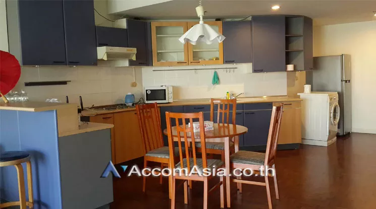  1 Bedroom  Condominium For Rent in Sathorn, Bangkok  near MRT Lumphini (AA19178)