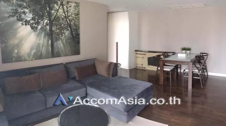  2 Bedrooms  Condominium For Rent in Sukhumvit, Bangkok  near BTS Phrom Phong (AA19228)