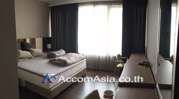  2 Bedrooms  Condominium For Rent in Sukhumvit, Bangkok  near BTS Phrom Phong (AA19228)