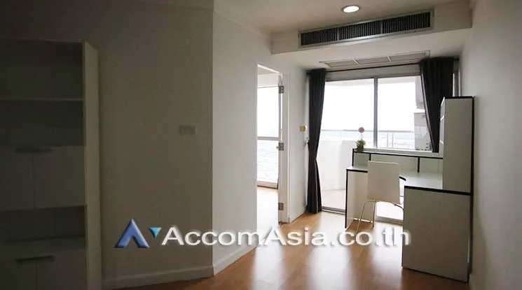  2 Bedrooms  Condominium For Rent in Sukhumvit, Bangkok  near BTS Phrom Phong (AA19243)