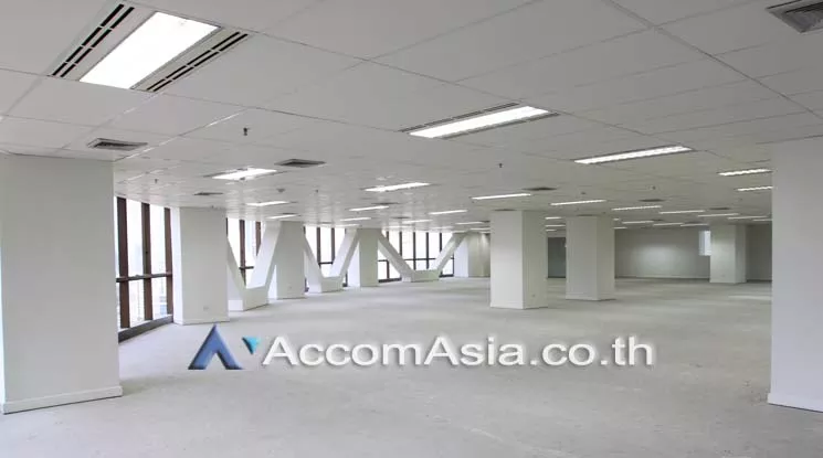 7  Office Space For Rent in Sathorn ,Bangkok BTS Surasak at Chartered Square Building AA19257