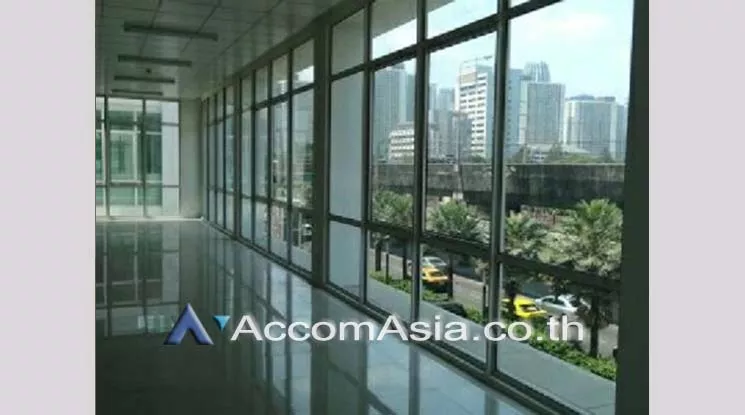  1  Office Space For Sale in ratchadapisek ,Bangkok MRT Rama 9 AA19268