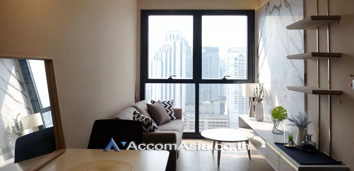  1 Bedroom  Condominium For Rent in Sukhumvit, Bangkok  near BTS Asok - MRT Sukhumvit (AA19272)